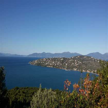 Theologos, Malesina